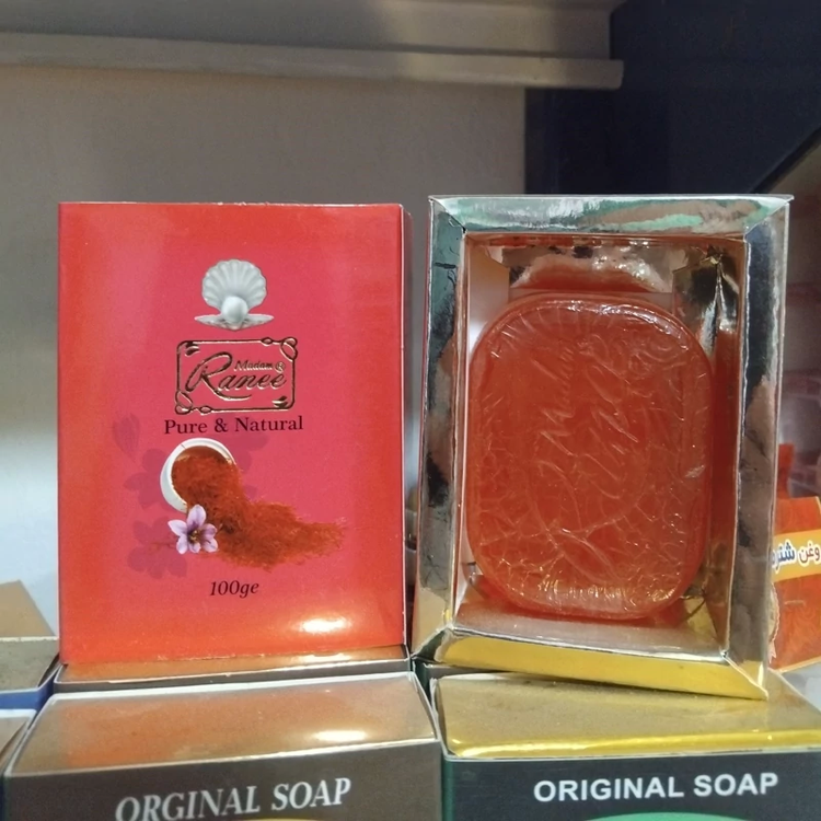 صابون زعفران اصل با خاصیت روشنکننده طبیعی، مناسب برای پوست صورت و بدن، تولید شده از زعفران خالص و با کیفیت